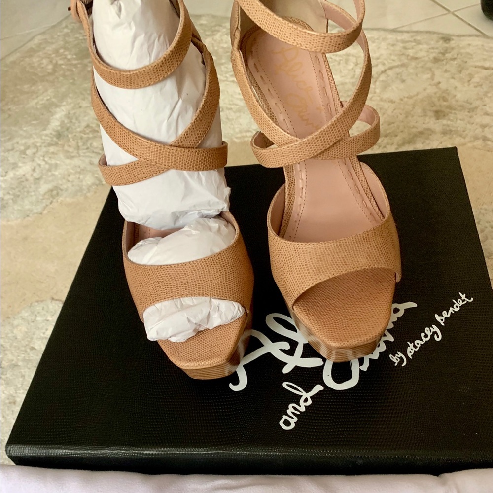 Alice & Olivia high heel platform shoes